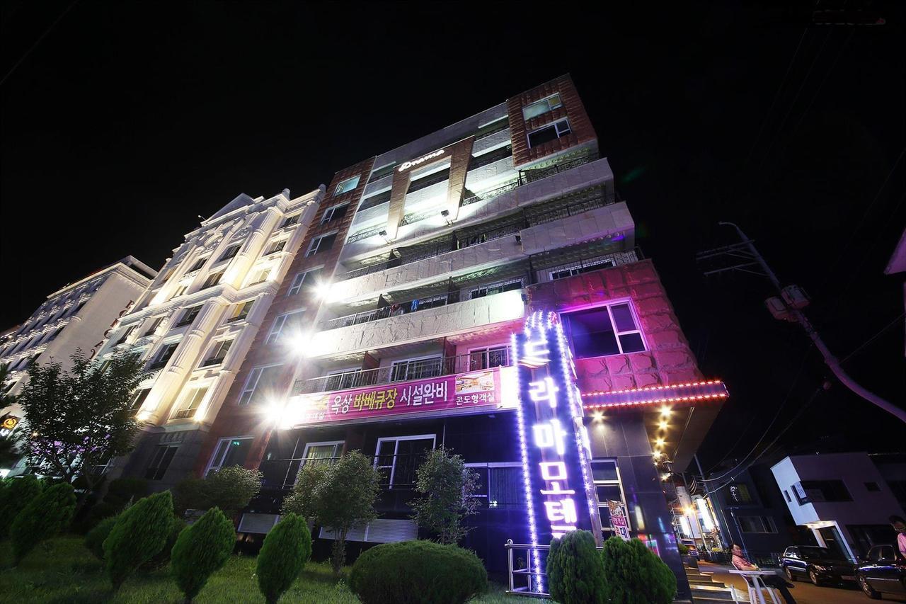 Drama Motel Boryeong Exterior photo